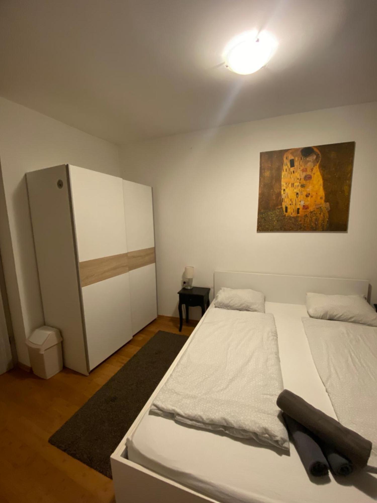 זאגרב Nokturno Accomodation מראה חיצוני תמונה