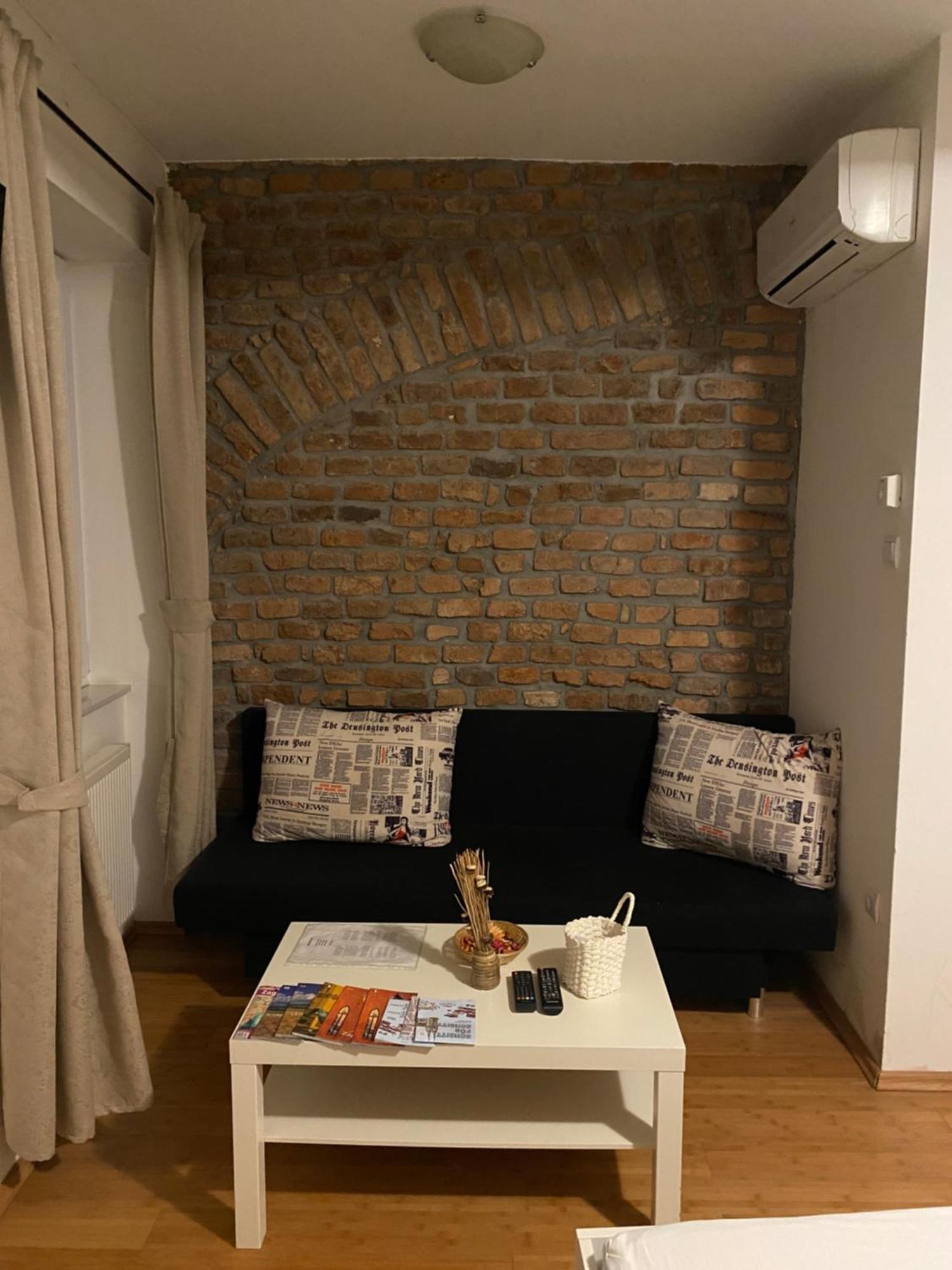 זאגרב Nokturno Accomodation מראה חיצוני תמונה