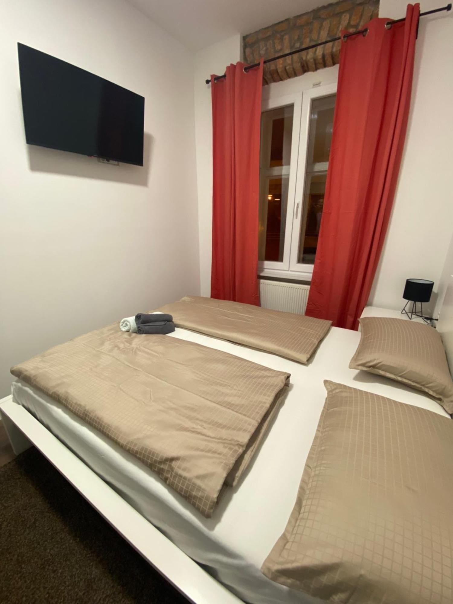 זאגרב Nokturno Accomodation מראה חיצוני תמונה